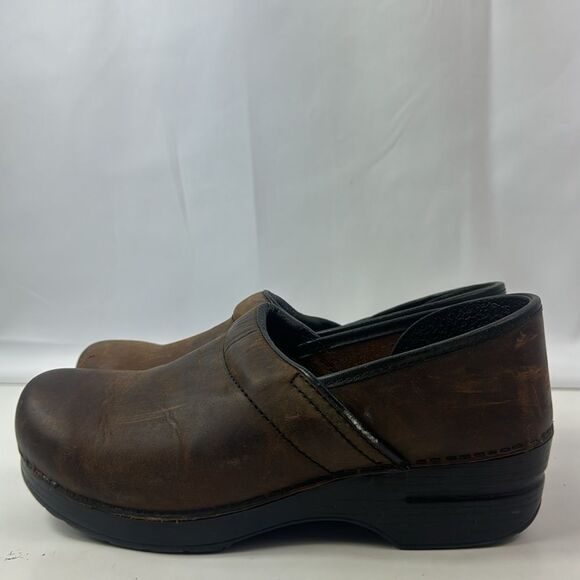 Dansko Professional Antique Brown Leather Women's Clogs - Picture 6 of 14